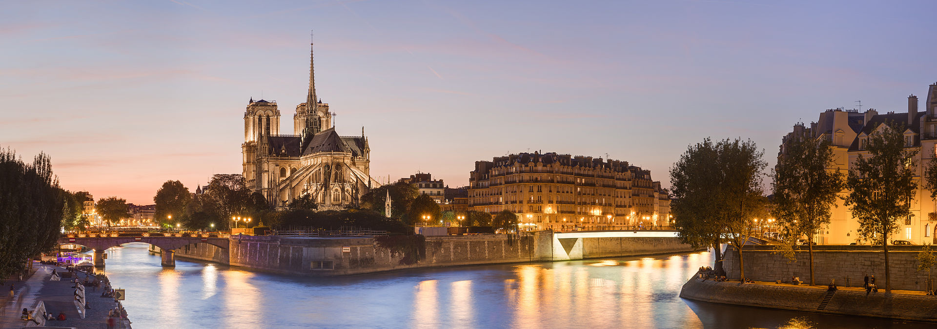 Visiter Notre-Dame de Paris avec son iPhone